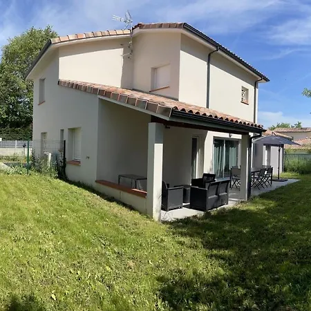 Holiday home Les De Castel - Les Frenes